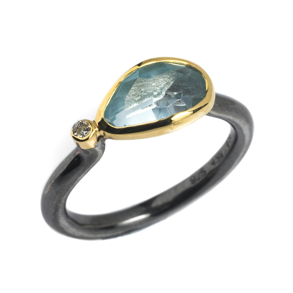 Margoni | Aquamarine, Diamond, Gold bezel & oxidized Silver ring