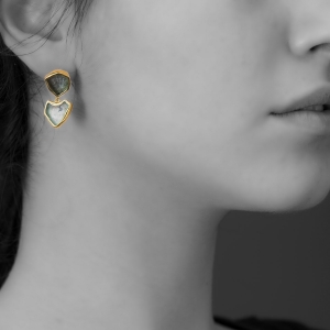 MODEL Green Turmaline & Gold earrings