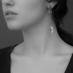 MODEL Aquamarine oxidized Silver dangling earrings