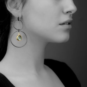MODELGreen Amethyst double hoop oxidized Silver and Gold bezel earrings 