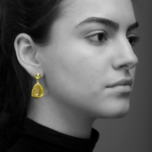 MODEL2 Peridot, Lemon Quartz & Gold bezel drop earrings