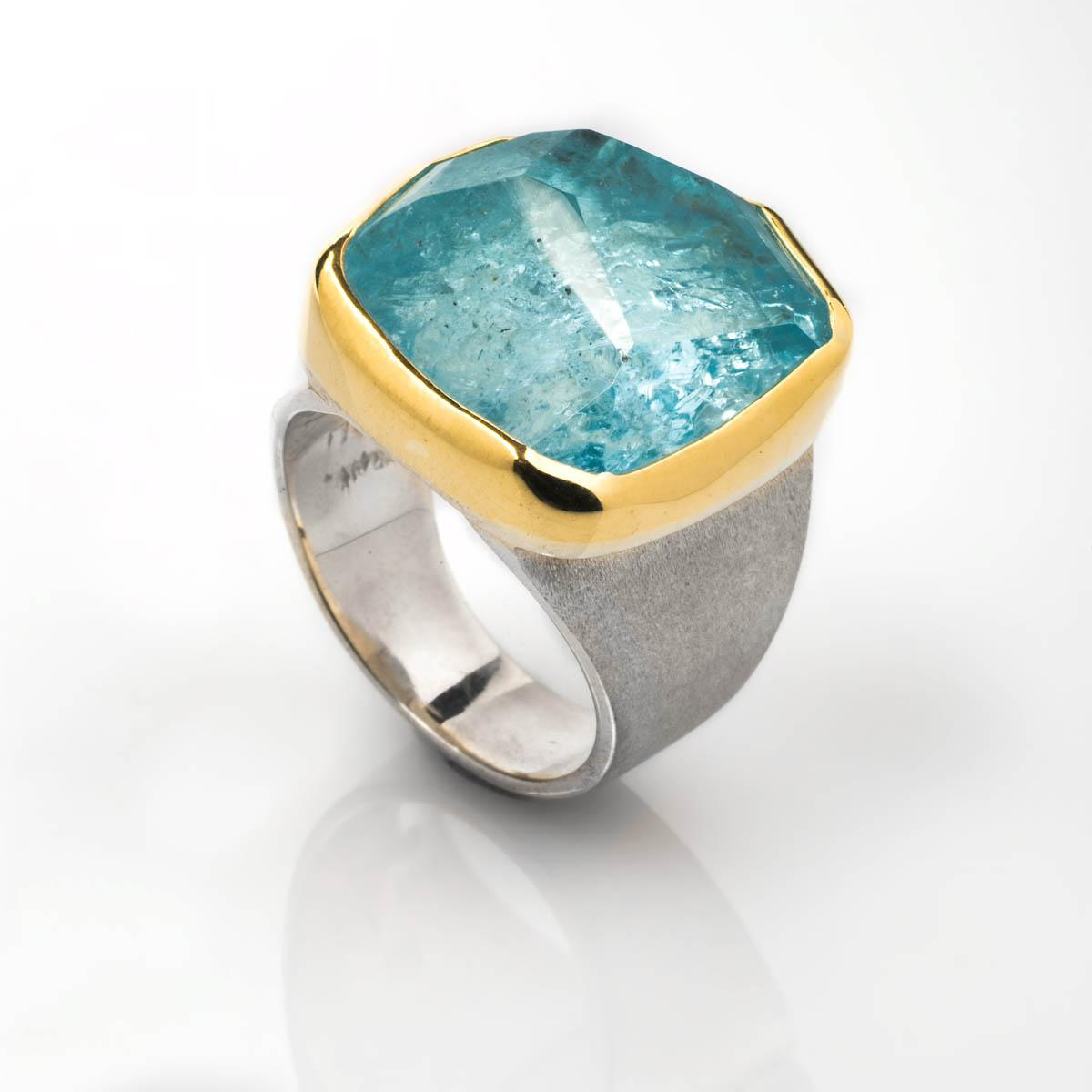 Aquamarine, Gold bezel & Silver ring