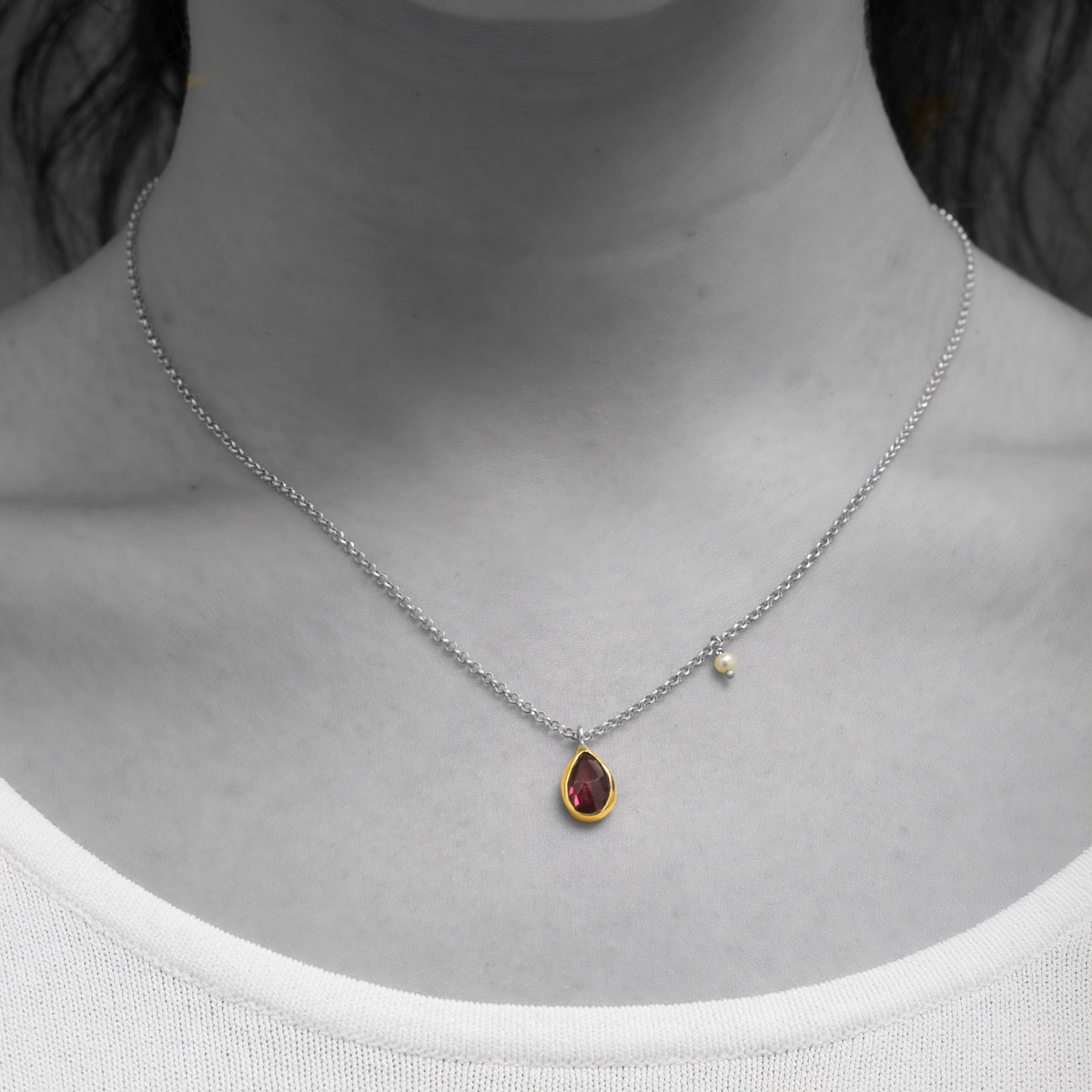 Raw Garnet Gemstone Necklace – Silver and Ivy
