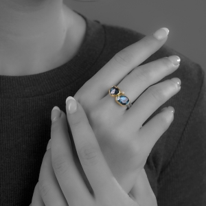 MODEL Blue Topaz, Aquamarine, Brilliant, Silver & Gold bezel ring